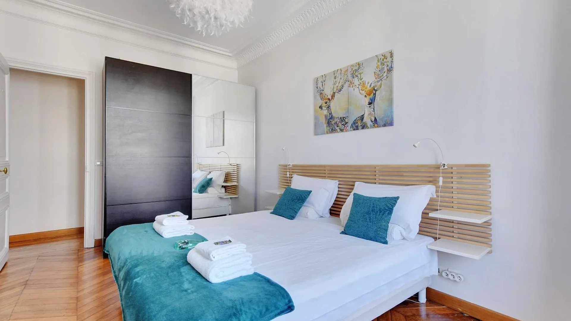 Modern Apartment - 2Bd - 4P - Louvre - Marais Paris 0*,  France